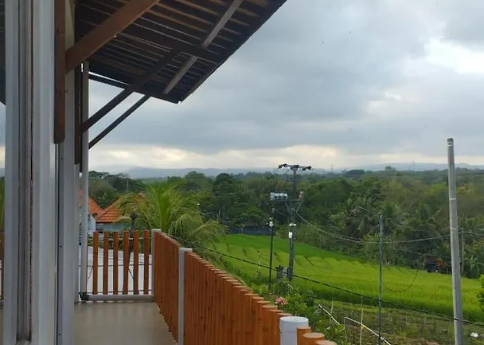 Holiday home The Casa Kirana Krambitan